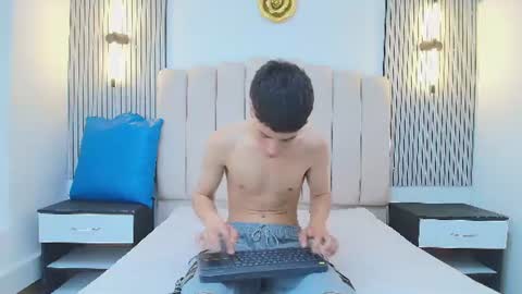 Snapshot of stiven_cooper2 chatting on 22, 6, 2026 stiven_cooper2 online show from 22, 6, 2026