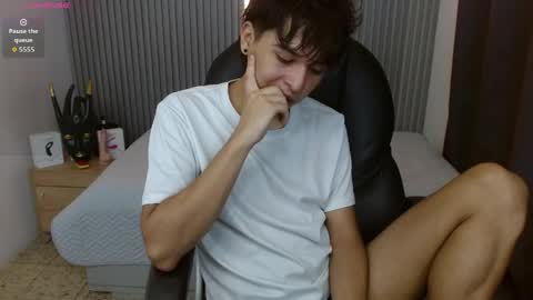 Snapshot of stiwentwink chatting on 4, 5, 2026 Stiwen online show from 4, 5, 2026
