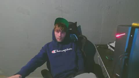 stonedpanda77 online show from 2, 2, 2025