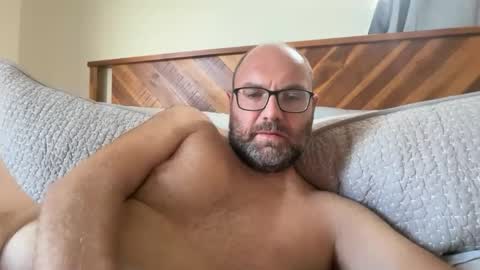 stoney8inches online show from 15, 4, 2026