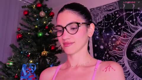 Liz online show from 3, 12, 2025