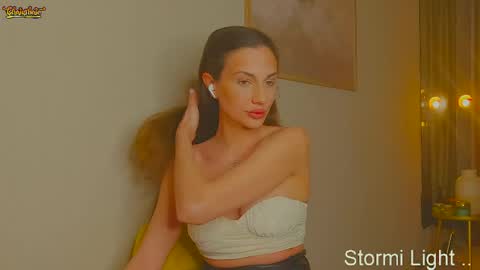 Snapshot of stormi_light chatting on 13, 5, 2026 Stormi online show from 13, 5, 2026