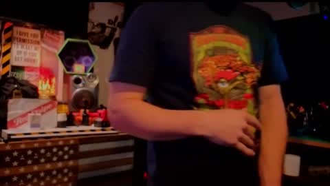 Str8 online show from 6, 11, 2025