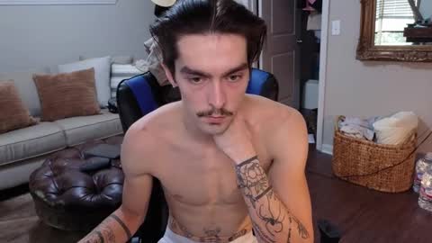 Snapshot of str8whiteboy21 chatting on 14, 9, 2025 str8whiteboy21 online show from 14, 9, 2025