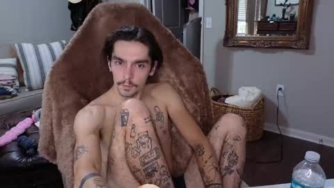 Snapshot of str8whiteboy21 chatting on 28, 9, 2025 str8whiteboy21 online show from 28, 9, 2025