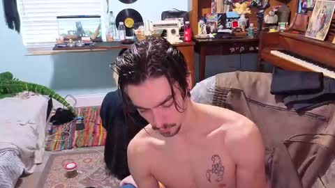 Snapshot of str8whiteboy21 chatting on 15, 10, 2025 str8whiteboy21 online show from 15, 10, 2025