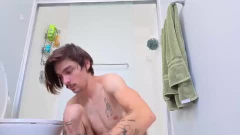 Snapshot of str8whiteboy21 chatting on 29, 10, 2025 str8whiteboy21 online show from 29, 10, 2025