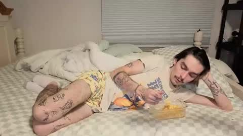 str8whiteboy21 online show from 24, 3, 2026