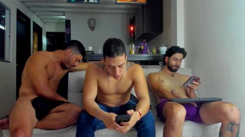 straight__friends online show from 16, 1, 2026