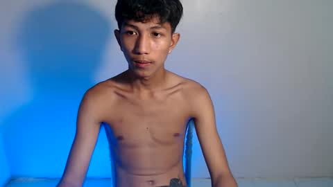 Snapshot of straight_boyx chatting on 4, 6, 2026 straight_boyx online show from 4, 6, 2026