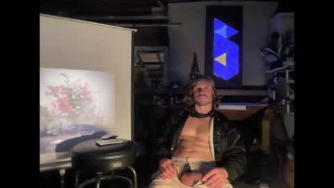 Snapshot of straightishd chatting on 7, 5, 2026 Cowboy Zuhly online show from 7, 5, 2026