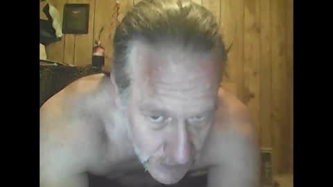 Snapshot of straightmaletouse chatting on 13, 5, 2026 straightmaletouse online show from 13, 5, 2026