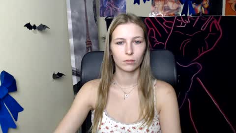 Snapshot of stranger_giirl chatting on 18, 7, 2026 Amalia online show from 18, 7, 2026