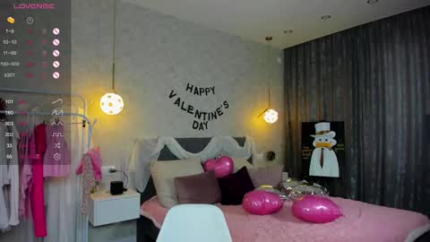 Snapshot of straw_juice chatting on 15, 2, 2026 Laura online show from 15, 2, 2026