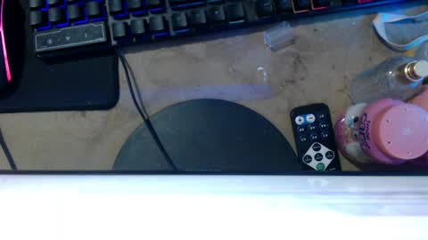 Snapshot of strawberry_ei chatting on 9, 4, 2026 just call me baby online show from 9, 4, 2026