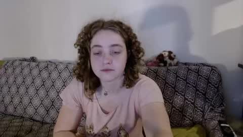 Strawberrylotsacake online show from 10, 2, 2026