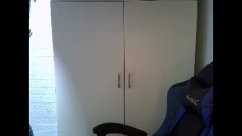 Snapshot of strawberrywine07 chatting on 7, 3, 2025 strawberrywine07 online show from 7, 3, 2025