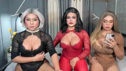 Snapshot of strip_me_baby chatting on 5, 7, 2026 Stacy online show from 5, 7, 2026