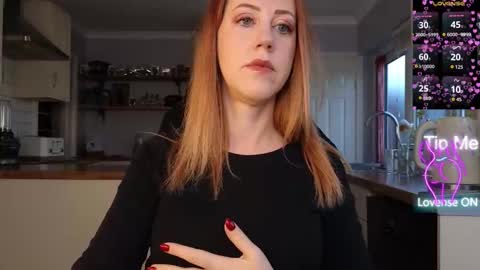 Snapshot of stripmequick chatting on 25, 2, 2026 Amorina online show from 25, 2, 2026