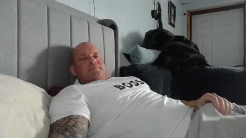 Snapshot of strongandhard073 chatting on 5, 12, 2024 StrongAndHard online show from 5, 12, 2024