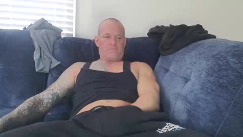 Snapshot of strongandhard073 chatting on 31, 10, 2025 StrongAndHard online show from 31, 10, 2025