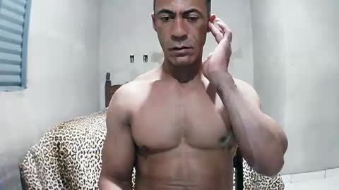 strongdaddyfantastic online show from 12, 4, 2026