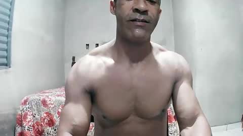 strongdaddyfantastic online show from 17, 5, 2026