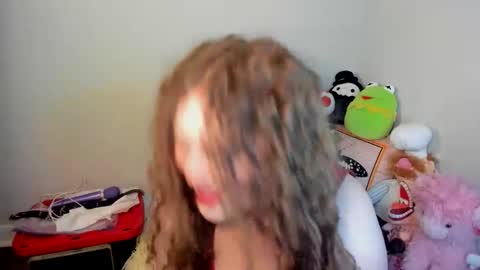 Strwbby online show from 30, 11, 2025