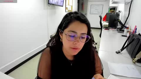 Snapshot of studcb_ chatting on 4, 5, 2026 studcb_ online show from 4, 5, 2026
