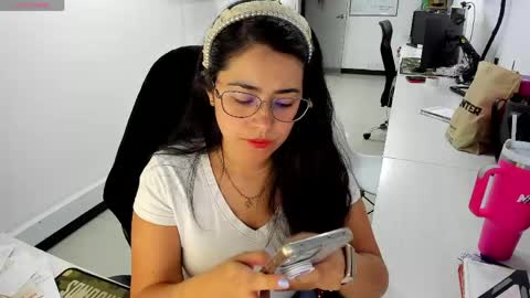 Snapshot of studcb_ chatting on 5, 5, 2026 studcb_ online show from 5, 5, 2026