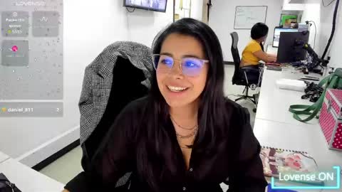 Snapshot of studcb_ chatting on 28, 5, 2026 studcb_ online show from 28, 5, 2026