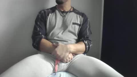 Snapshot of studdotcom chatting on 15, 1, 2025 Ero online show from 15, 1, 2025