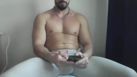 Snapshot of studdotcom chatting on 8, 3, 2025 Ero online show from 8, 3, 2025