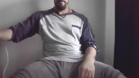 Snapshot of studdotcom chatting on 19, 10, 2025 Ero online show from 19, 10, 2025