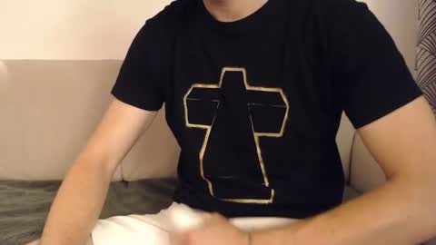 Snapshot of studfromparis chatting on 7, 7, 2026 Stud From Paris online show from 7, 7, 2026