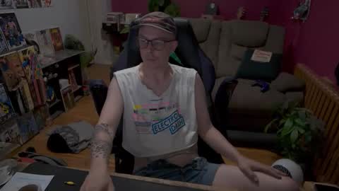 Snapshot of stupiddef chatting on 20, 5, 2026 Buck Nunchuck online show from 20, 5, 2026