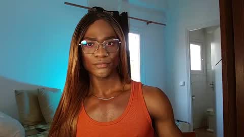 Snapshot of suannyklatten_ chatting on 11, 2, 2025 Suanny Klatten It is my account independent online show from 11, 2, 2025