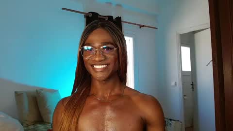 Snapshot of suannyklatten_ chatting on 11, 2, 2025 Suanny Klatten It is my account independent online show from 11, 2, 2025