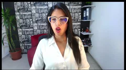 sub_scarlett_ online show from 17, 2, 2026