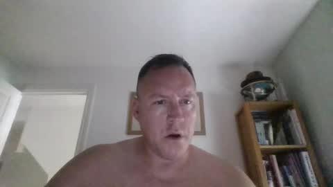 Snapshot of submissivepig4u chatting on 27, 5, 2026 The PIG online show from 27, 5, 2026