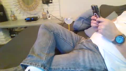 Snapshot of submissivguy chatting on 2, 12, 2024 submissivguy online show from 2, 12, 2024