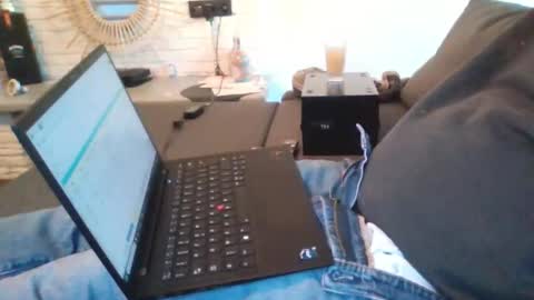 submissivguy online show from 27, 9, 2025