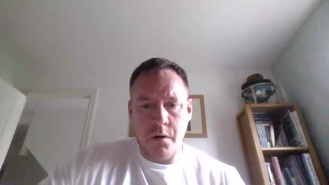 Snapshot of subpig84 chatting on 15, 3, 2026 Sub Male online show from 15, 3, 2026