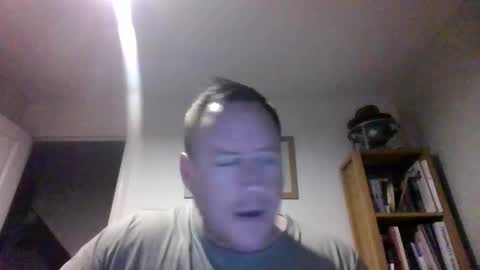 Snapshot of subpig84 chatting on 11, 4, 2026 Sub Male online show from 11, 4, 2026