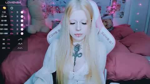 Snapshot of succubus_leslie chatting on 11, 3, 2026 succubus_leslie online show from 11, 3, 2026