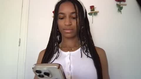 Snapshot of succubussirena chatting on 28, 5, 2026 Succubus Sirena online show from 28, 5, 2026