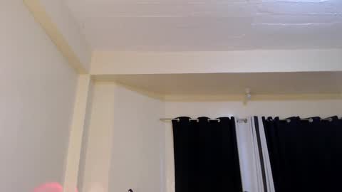 Snapshot of suckablechick chatting on 17, 12, 2024 Marry online show from 17, 12, 2024