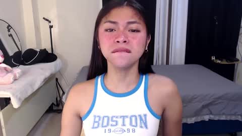 Snapshot of suckablechick chatting on 24, 12, 2024 Marry online show from 24, 12, 2024