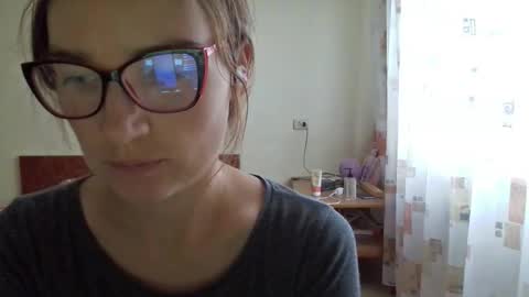 suckmydickifurstreight online show from 2, 10, 2025