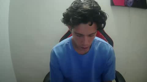 Snapshot of suez666 chatting on 18, 11, 2025 suez666 online show from 18, 11, 2025